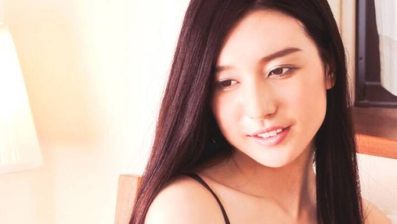 The Secret Game of the Immoral Wife